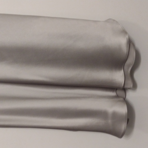 NEW NWOT Nili Lotan 100% Silk Short Cami Dress Pale Silver Silk Size Medium - Picture 8 of 16